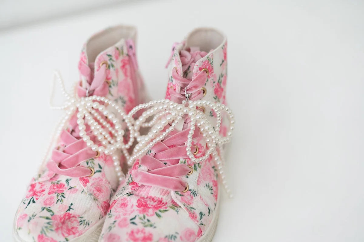 Cheeky Plum Pearl Show Charms